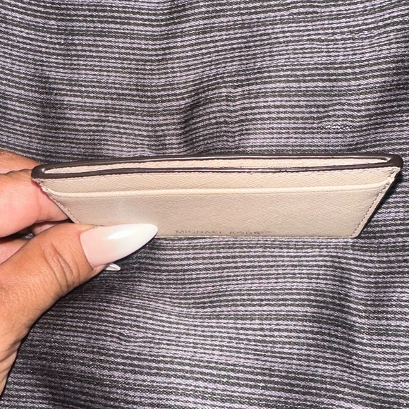 EUC | Small Michael Kors card wallet | 3 slotss - Picture 5 of 5